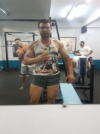 Academia Força e Equilíbrio